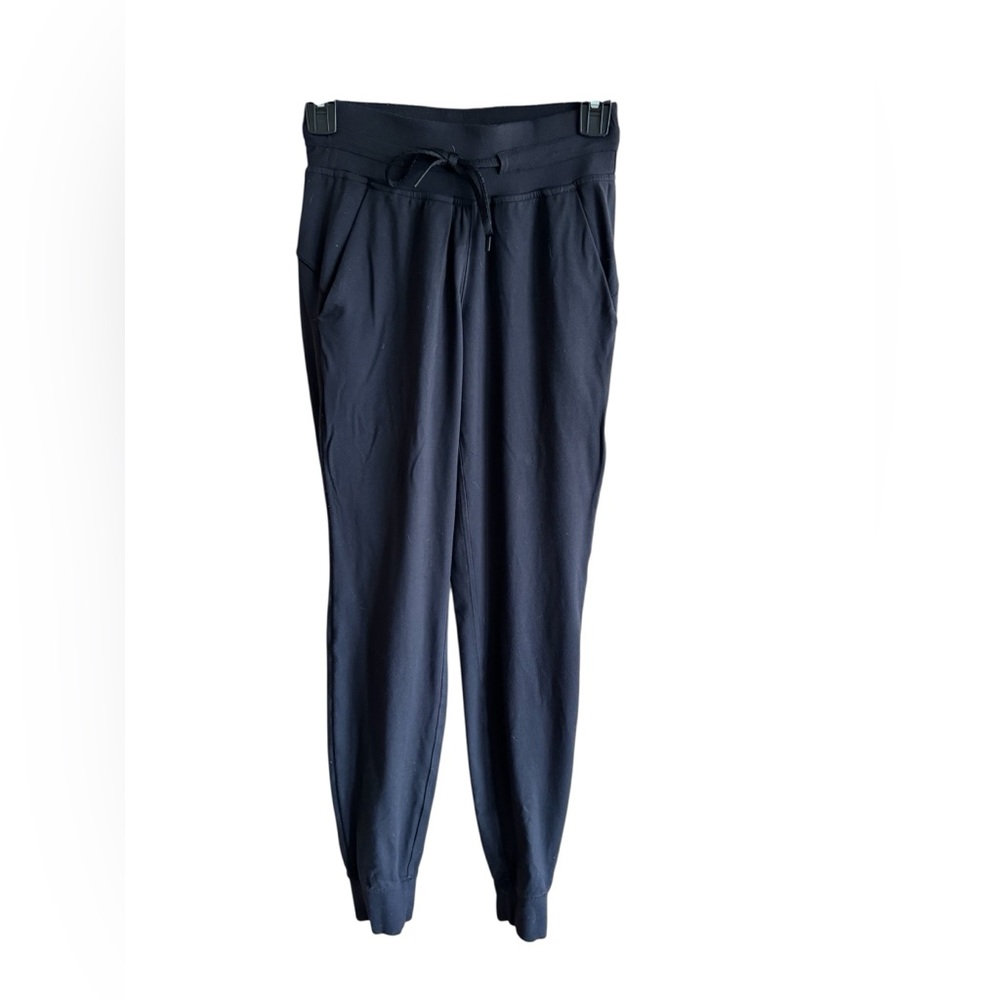 Lululemon Black Women’s Joggers Size 2